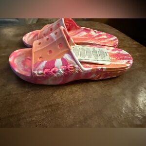 Crocs women’s size 11 slides hot pink orange coral tie-dye swirl sandals $35
